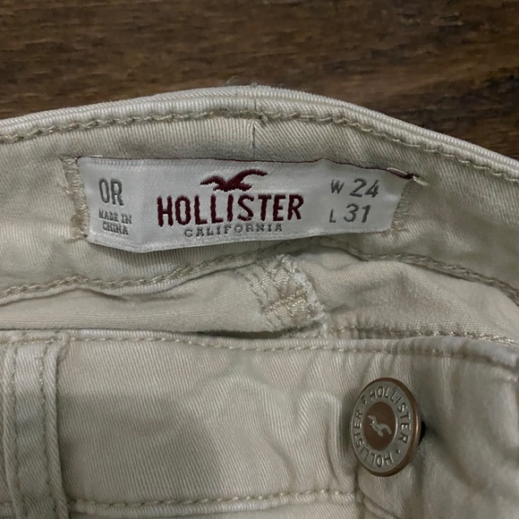 Hollister khaki pants - Picture 3 of 3